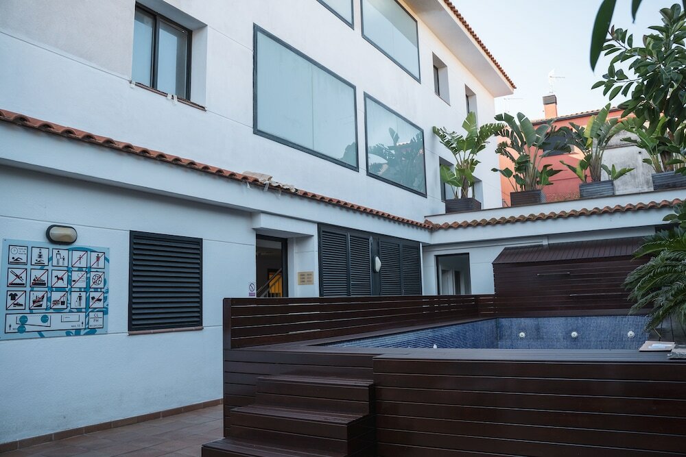 Фото Beatrix 2000 - Caliu apartments