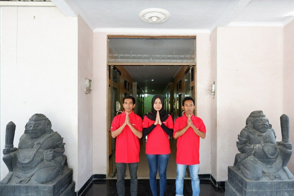 Фото RedDoorz near Gor Wisanggeni