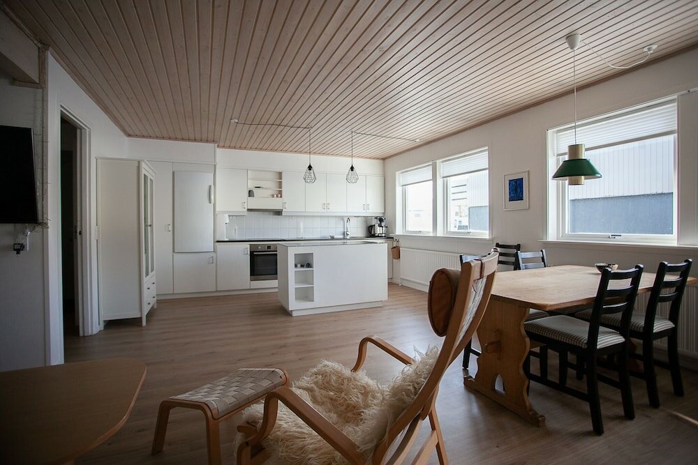 Фото 3br - Townhouse - Free Parking -Tórshavn