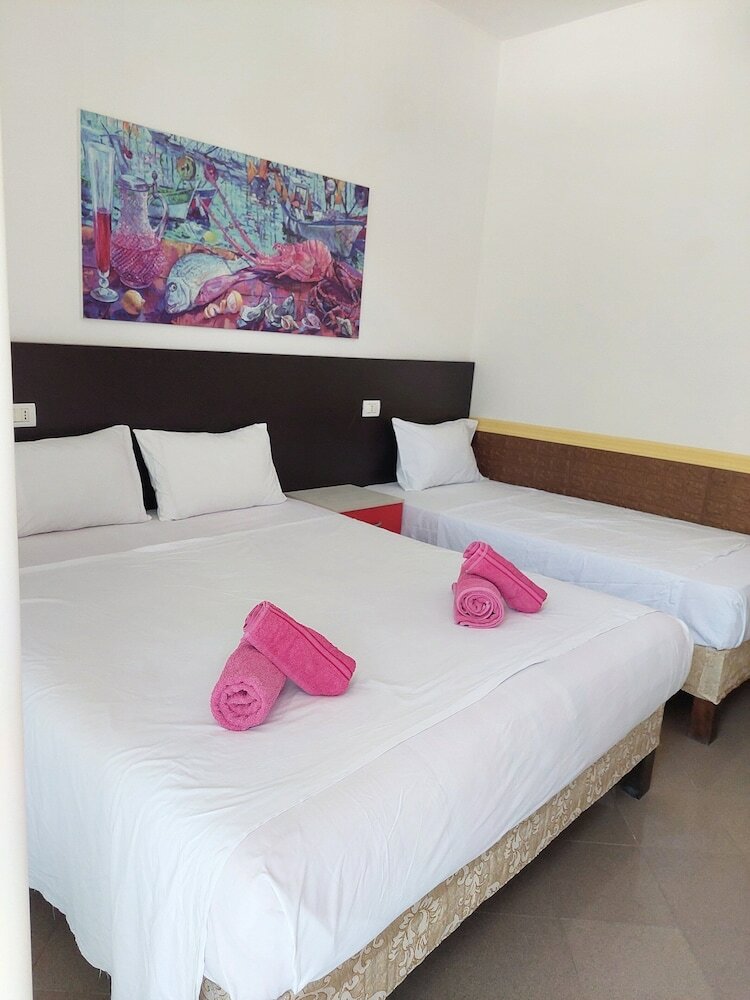 Фото Hotel Nacional Durres