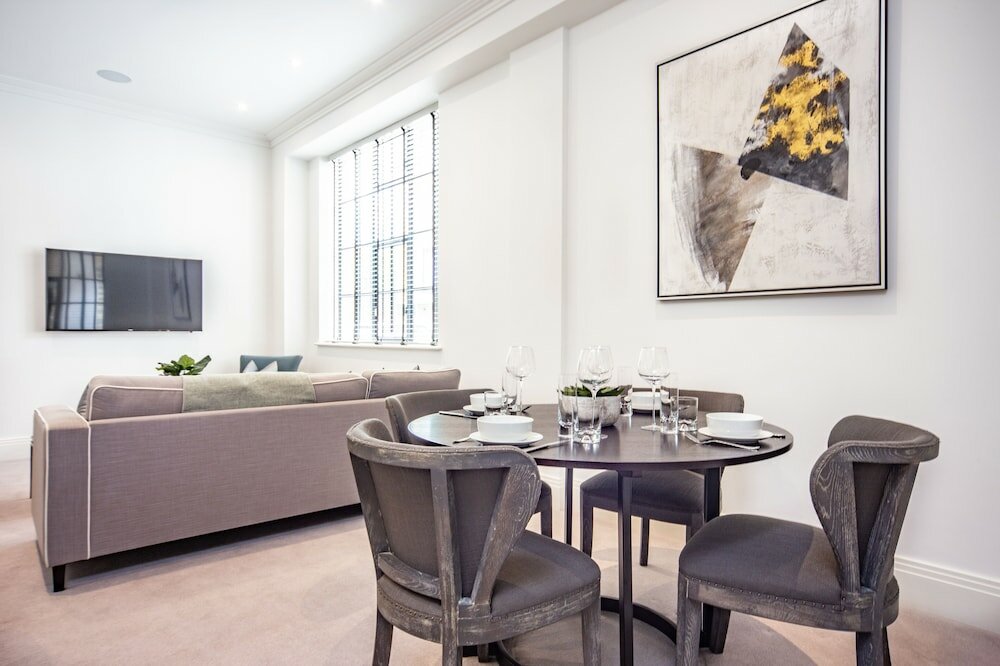 Фото Palace Wharf Apartments