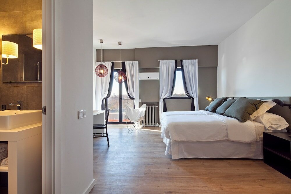 Фото Acta Madfor