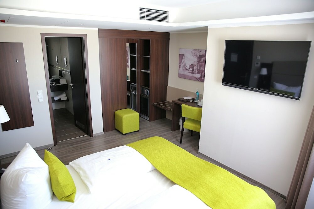 Фото Hotel bomonti Nürnberg West