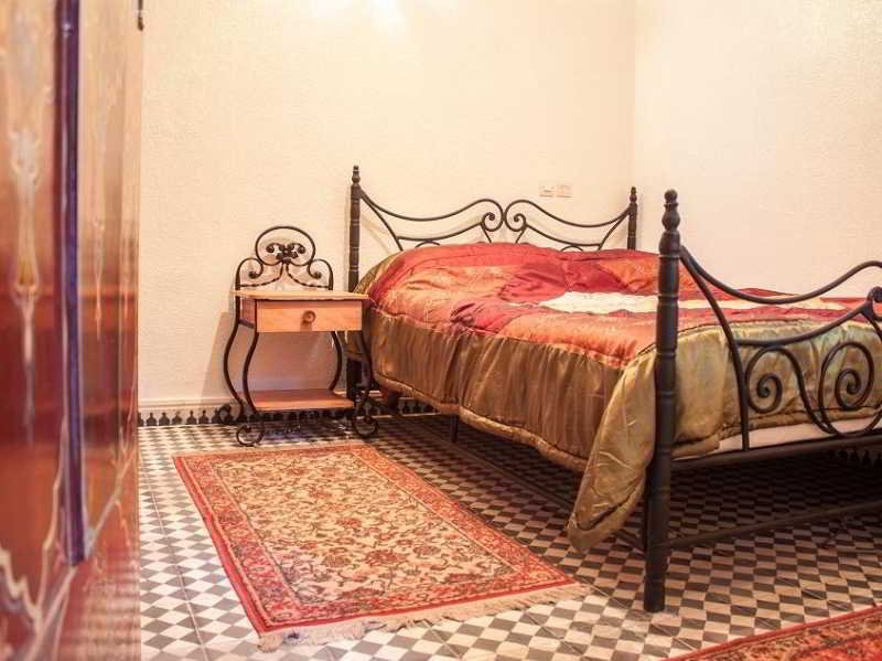 Фото Riad Mahjouba