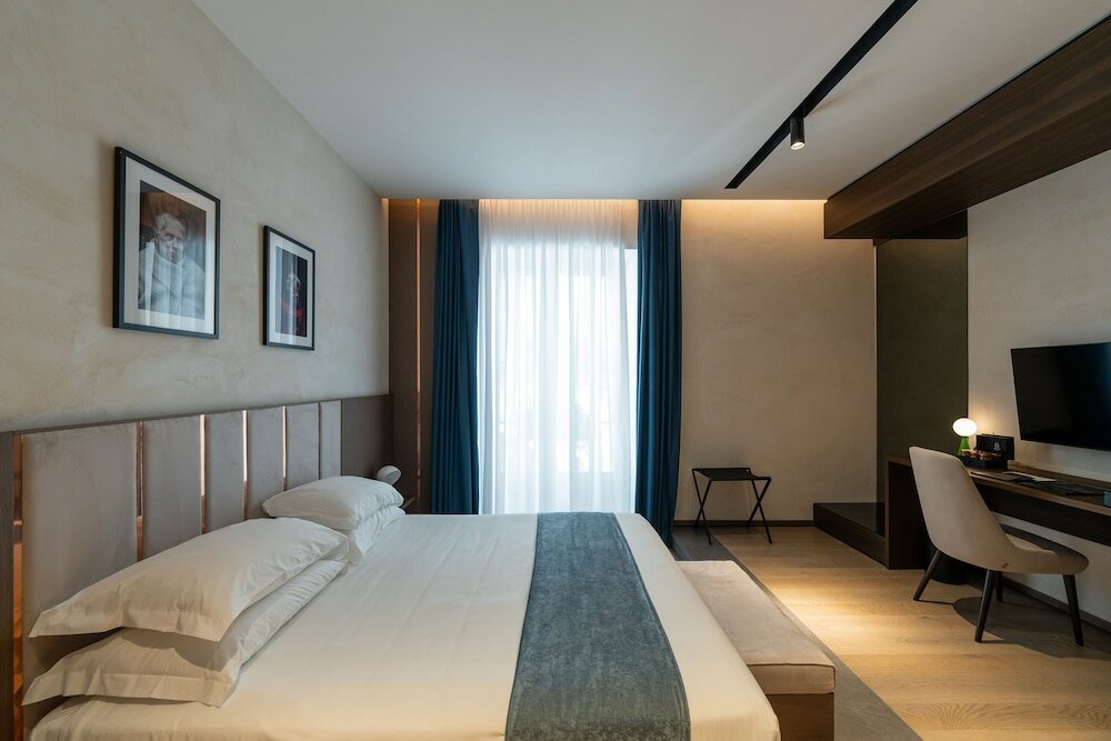 Фото Agra Suites