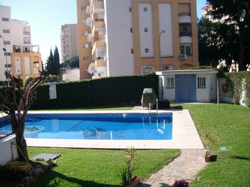 Гостиница Studio Low Cost Corinto Estudio в Торремолиносе