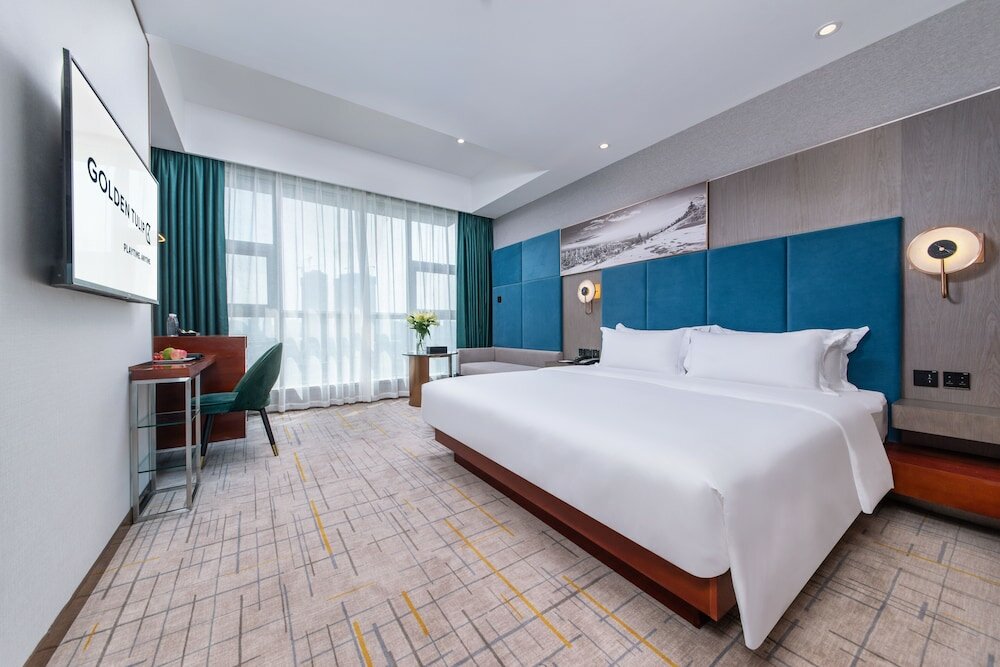 Фото Golden Tulip Wuhan Wangjiawan