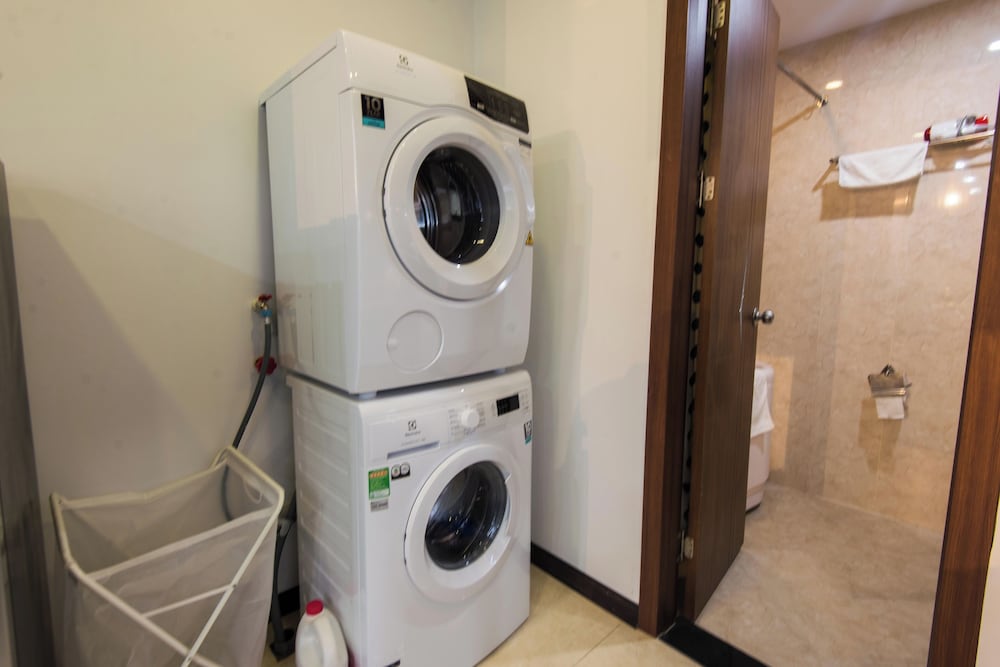 Фото Best Apartment Near Lotte Tower Luxury