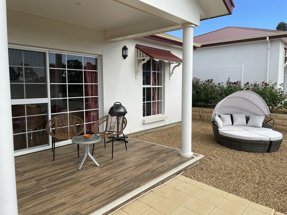 Фото 1837 Barossa Luxury Cottages Lyndoch Sa