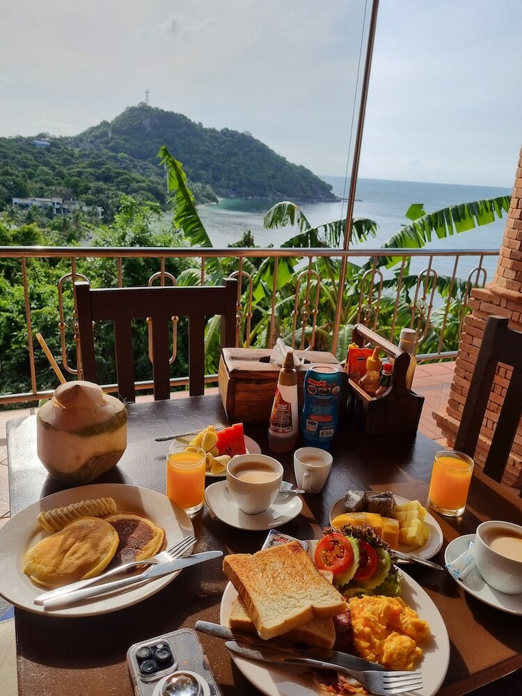 Фото Sea Breeze Resort