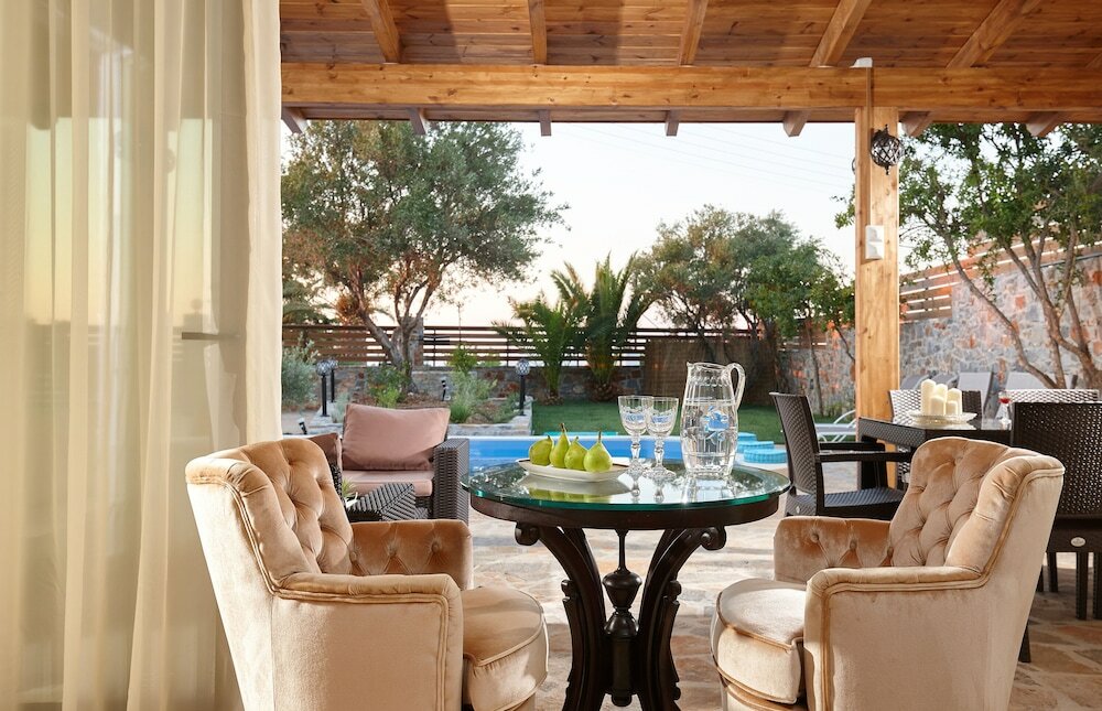 Фото Feronia Villas