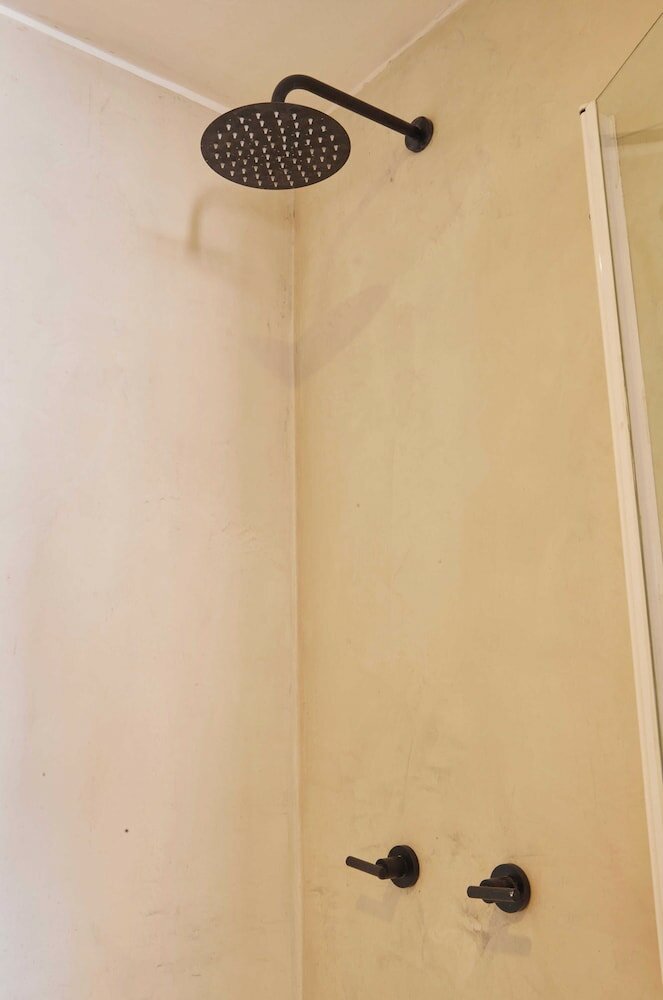 Фото Spacious modern studio