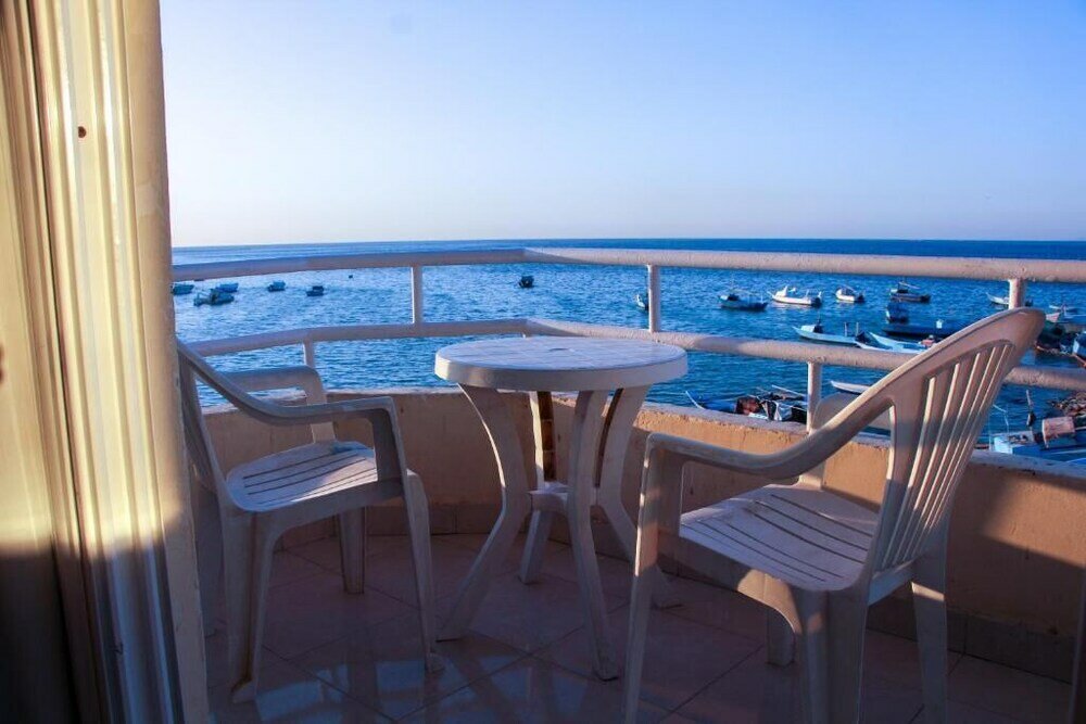 Фото Boulevard Apartment Hotel