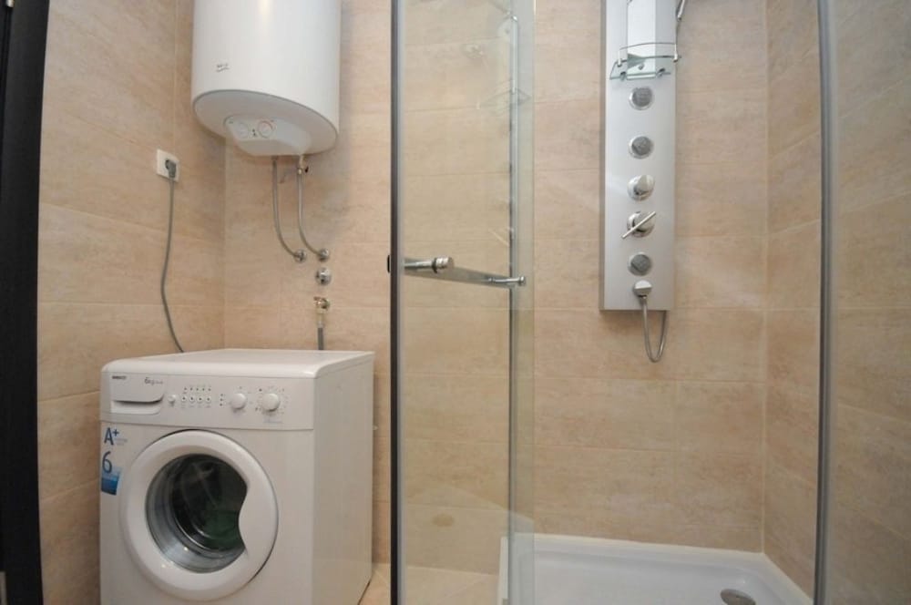 Фото One Bedroom Apartment Centar C9