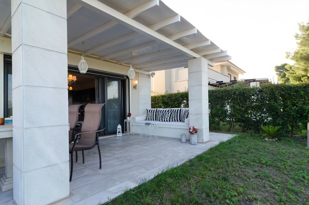 Фото White Rose Villa