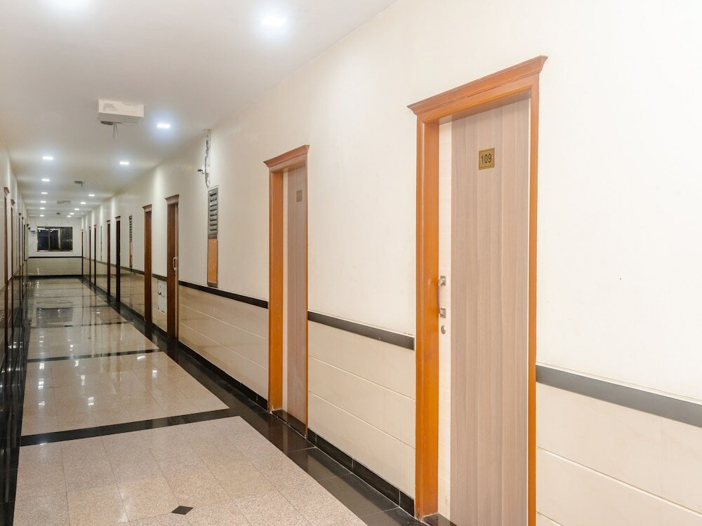 Фото Tuliipstays - Hotel Ashok Bhiwandi