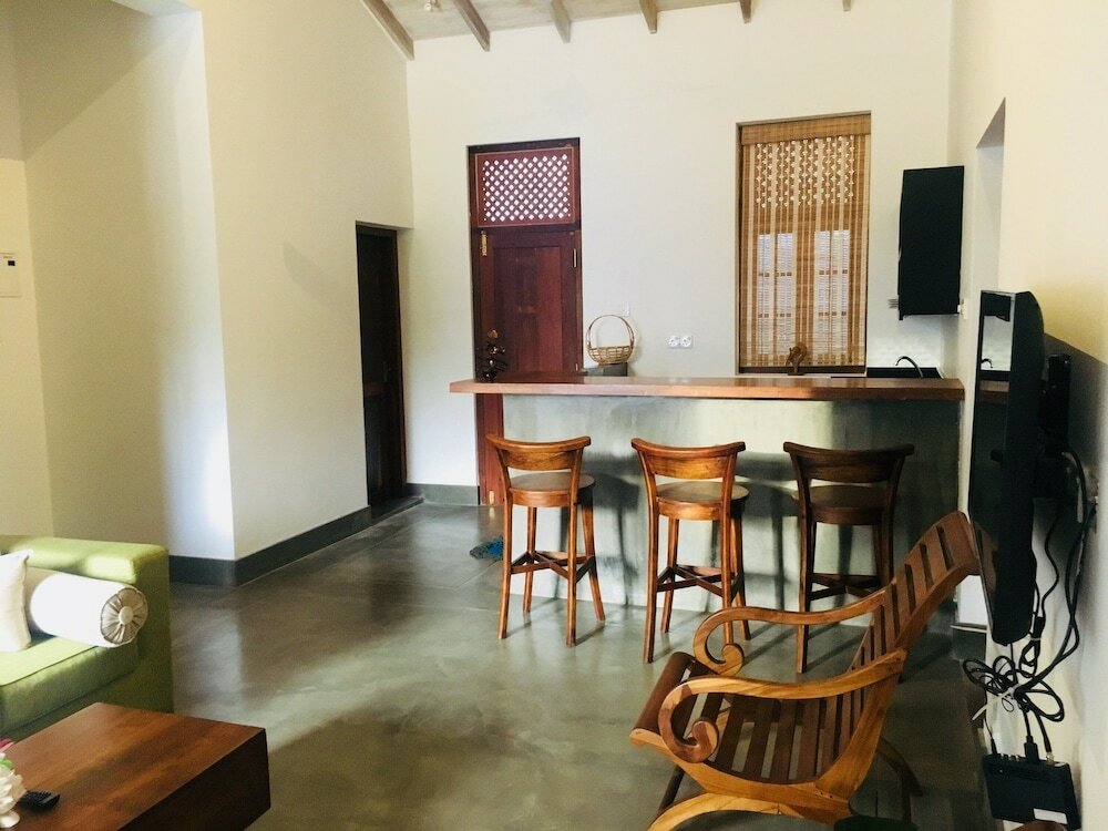 Фото Niluka Stay Home