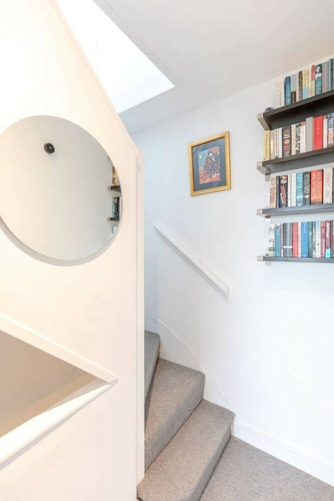 Фото Spacious 2 Bedroom Retreat In East Dulwich