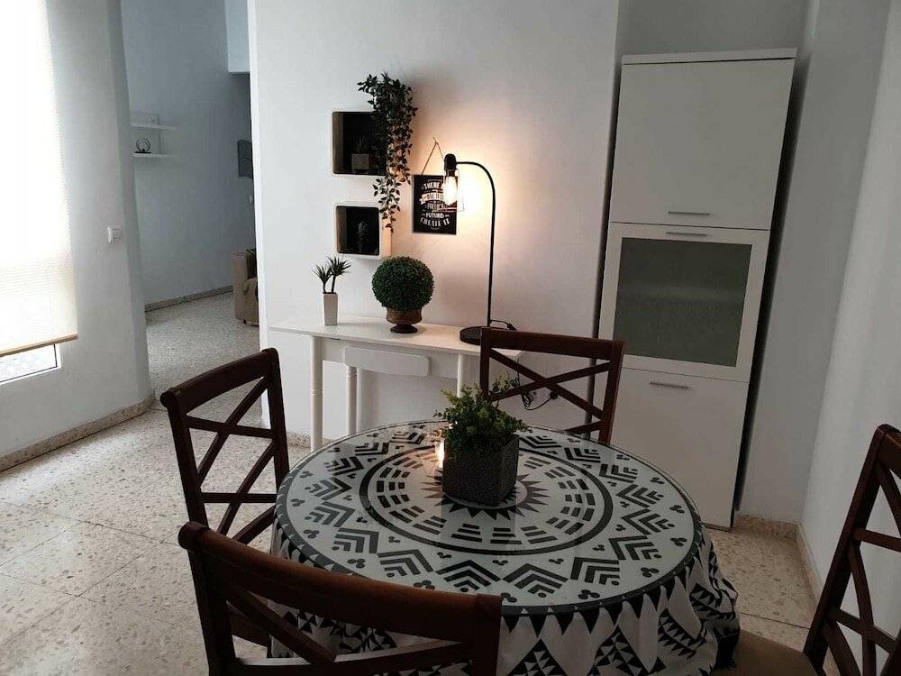 Фото Amplio y Luminoso EN el Corazon Sevilla