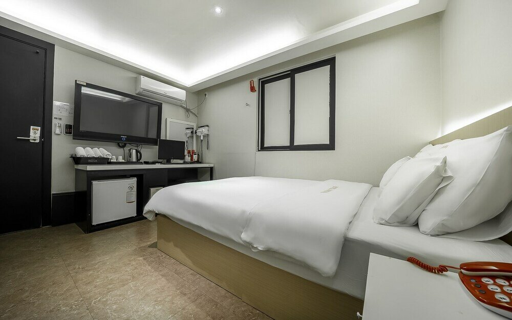 Фото Jongno Nova