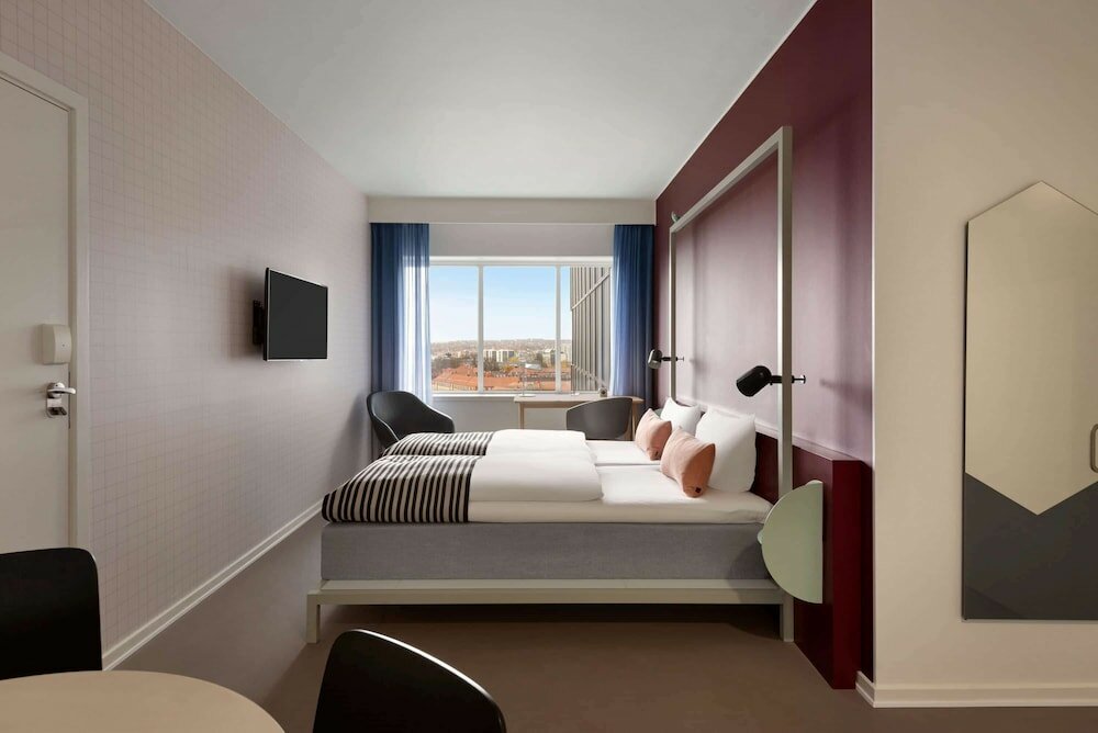 Фото отеля 2