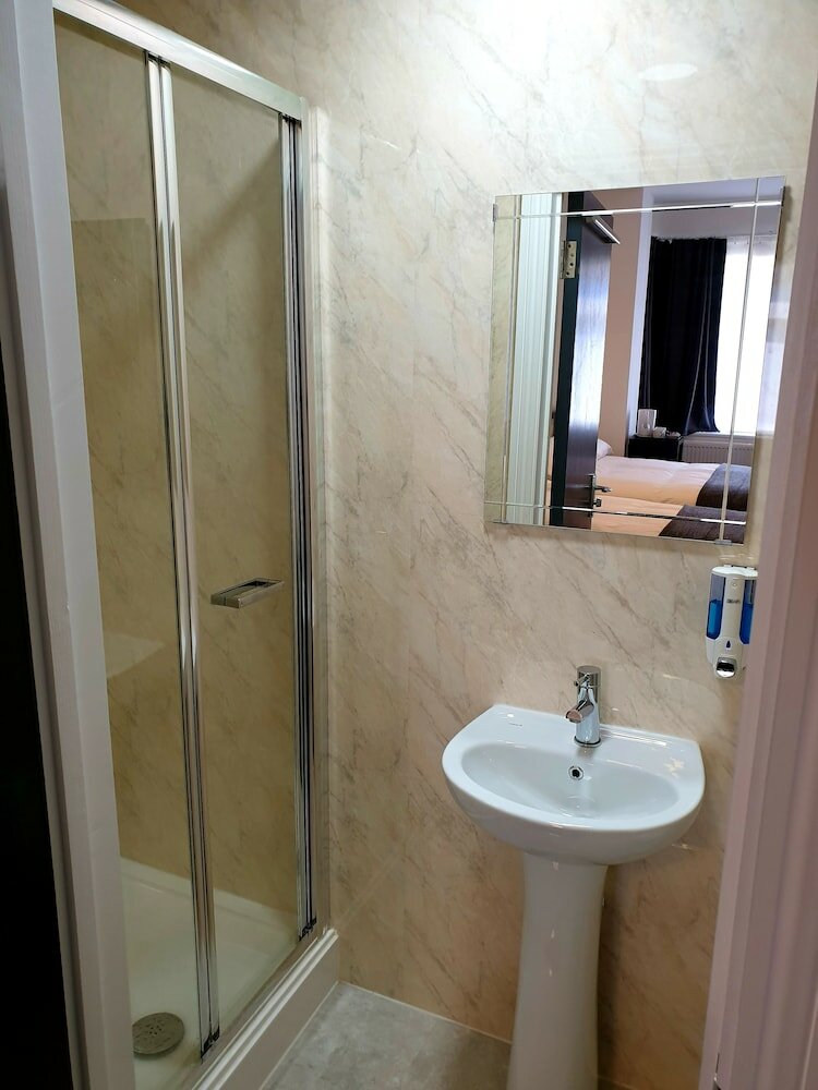 Фото Wanstead Hotel