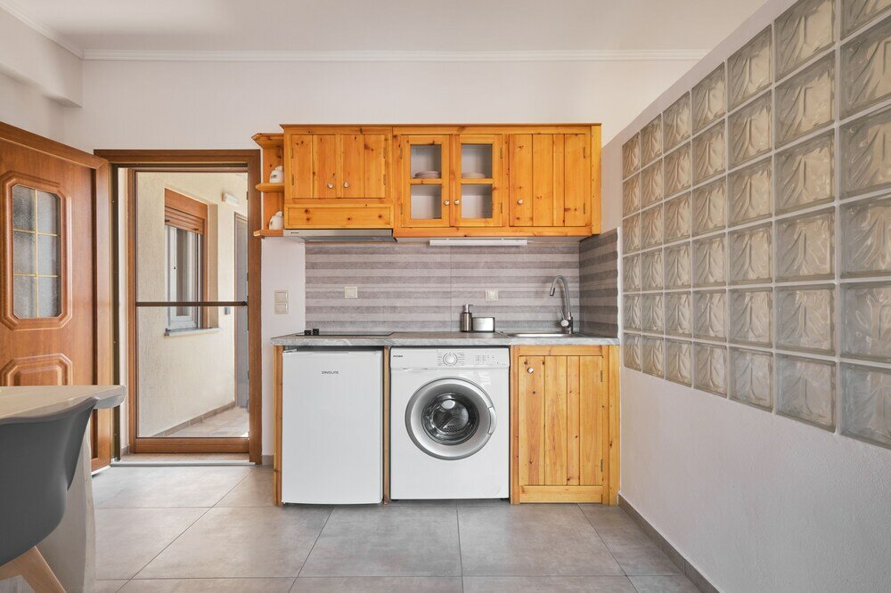 Фото Eressian Lodgings Apartments