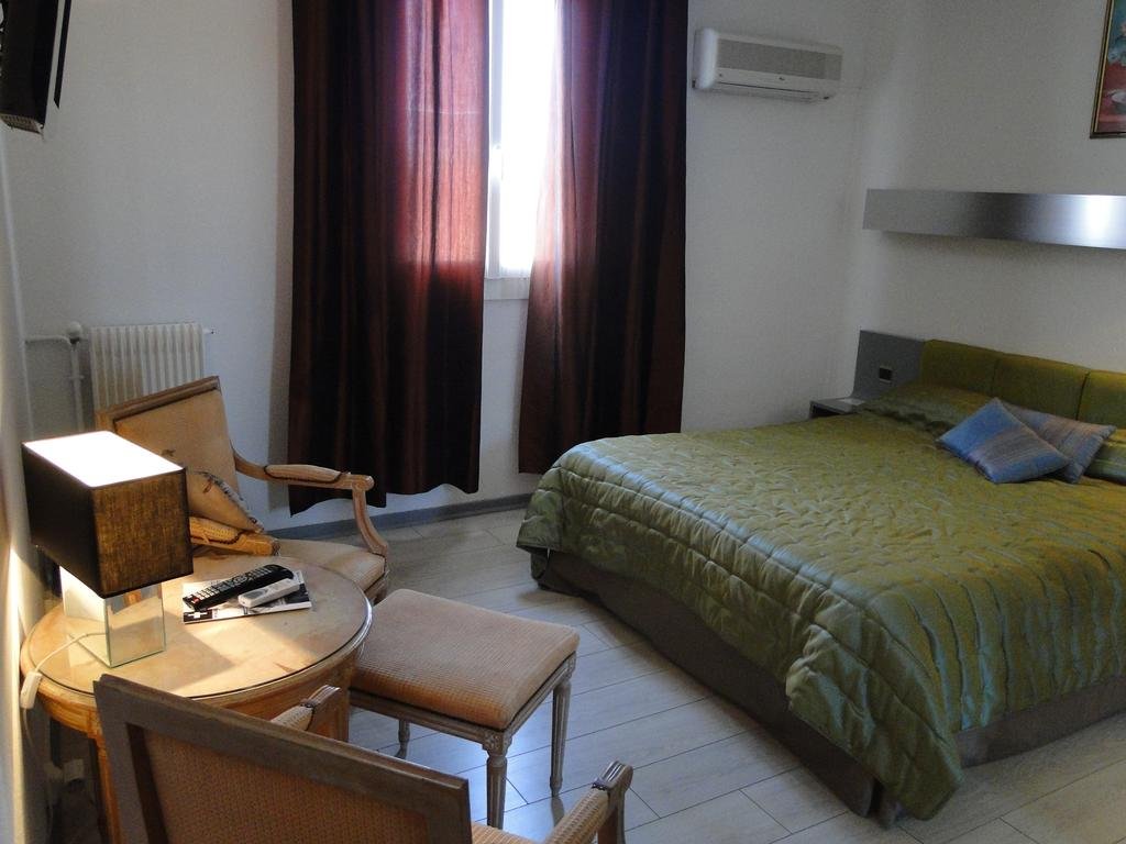 Фото La Bastide d'Entraigues