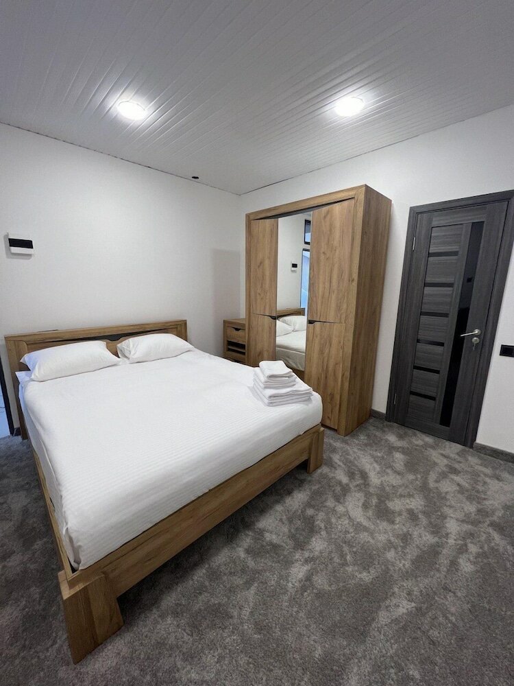 Фото Mansion Hotel Yerevan