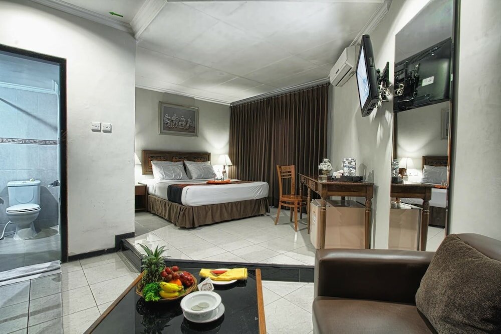 Фото Hotel Montana Dua Malang