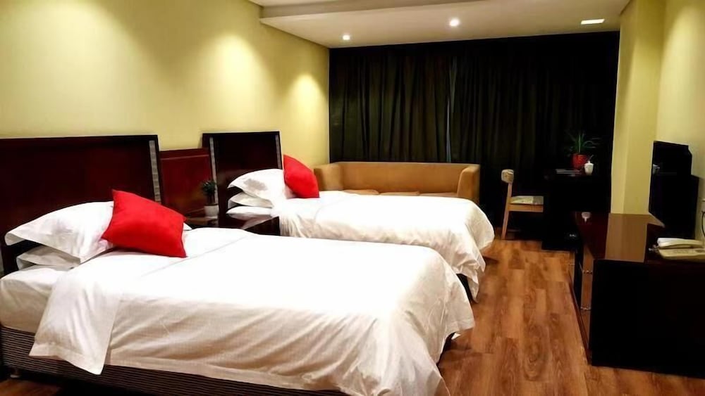 Фото Dongfang Hotel