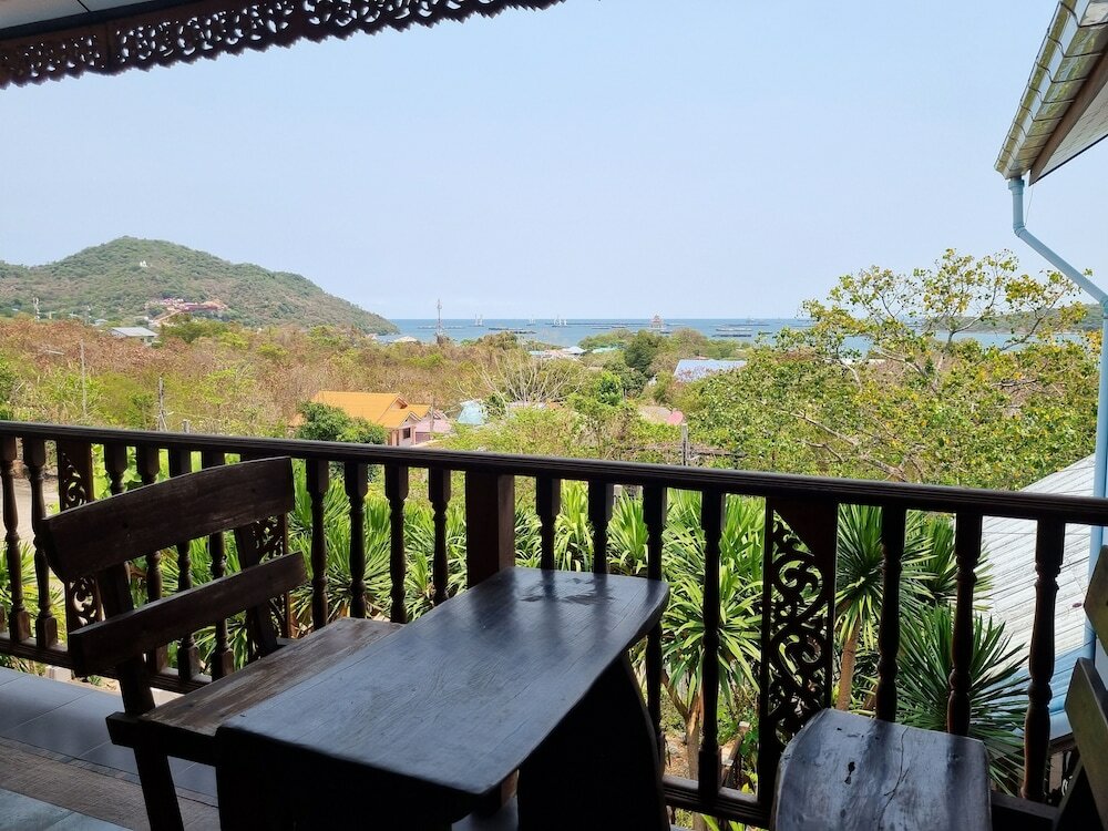 Фото Sawasdee Sichang Resort