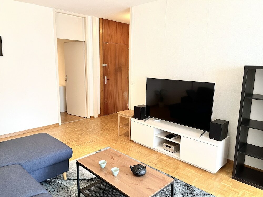 Фото Yooneet Train Station 1br Cozy Apartment