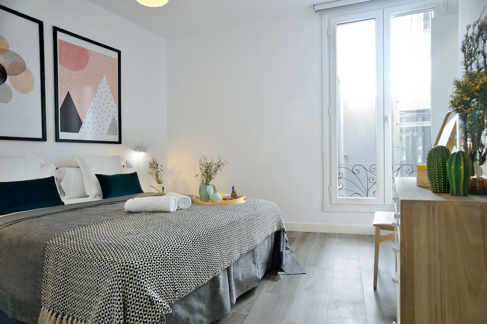 Фото Nqn Aparts & Suites Madrid