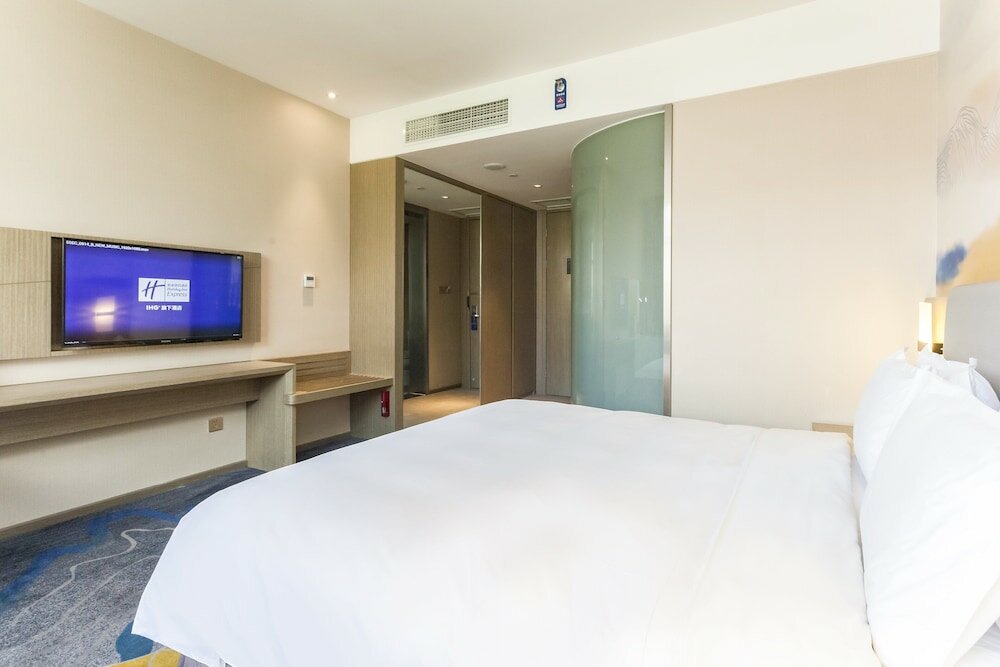 Фото Holiday Inn Express Lhasa Potala Palace, an Ihg Hotel