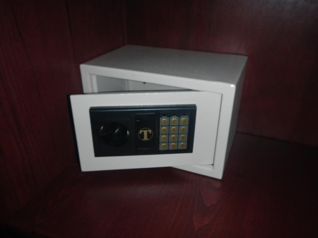 Фото Metropol Hotel