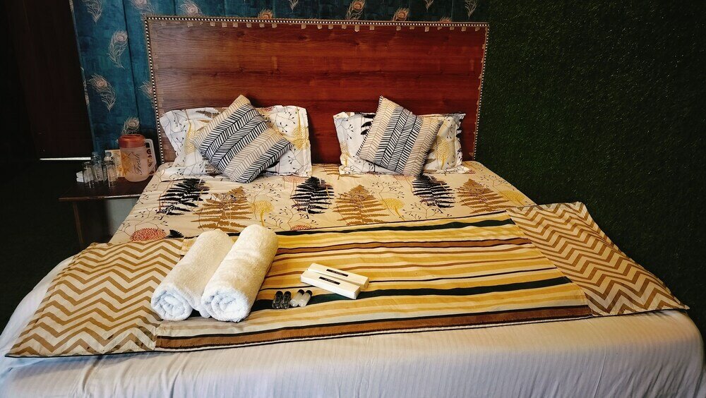 Фото Hotel Nirbana Heights