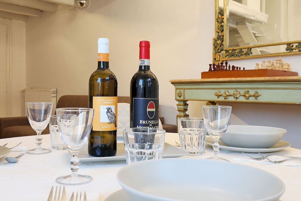 Фото Monserrato Apartment