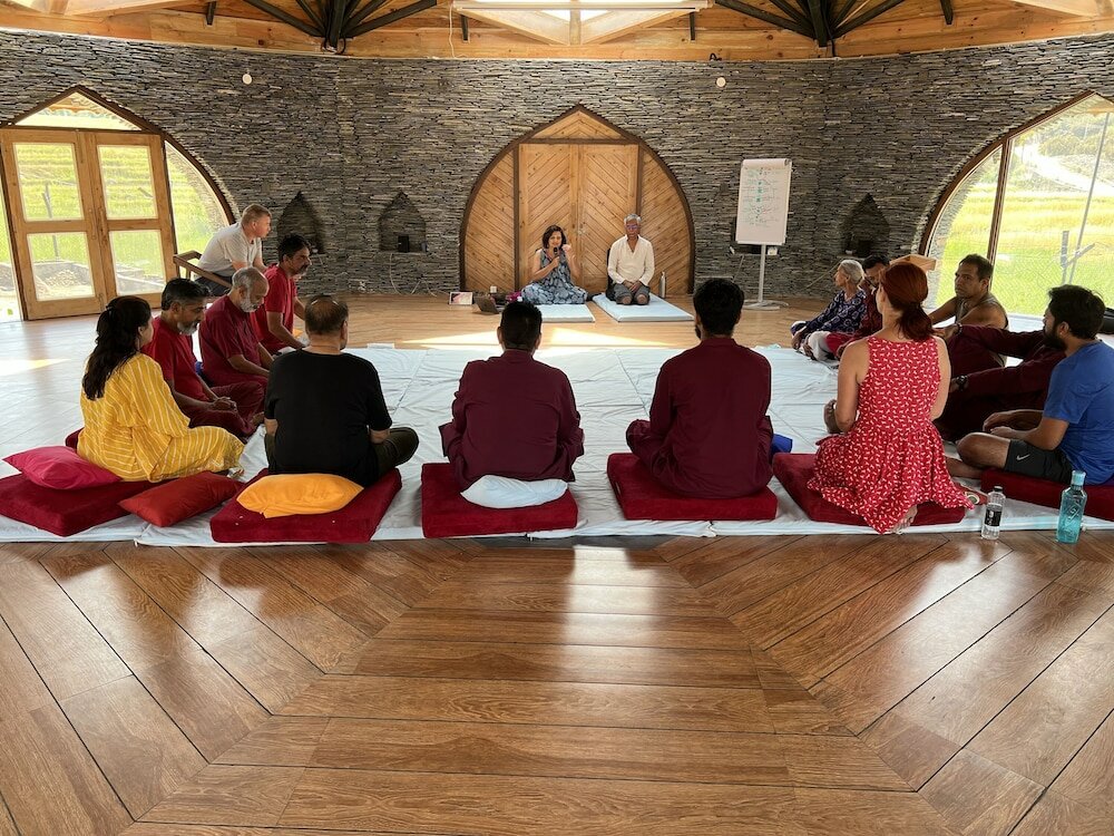 Фото Osho Himalayas