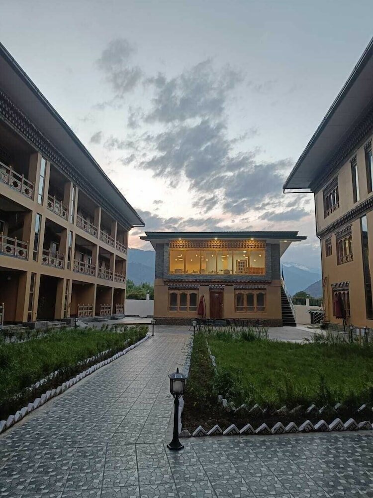 Фото Shomo Chuki Resort