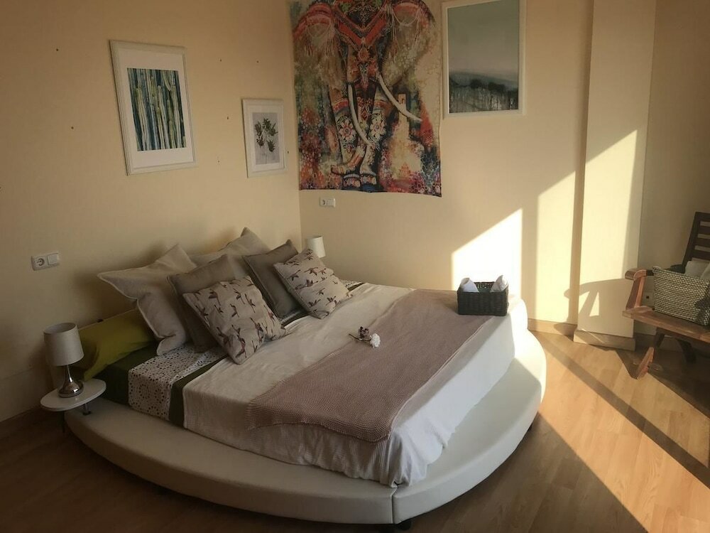 Фото Rooms in Seafront Villa