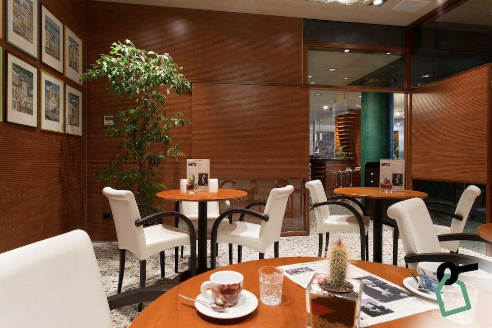 Фото Hotiday Hotel Verona