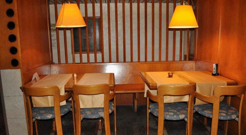 Фото Hotel Schweizerhof Wetzikon GmbH