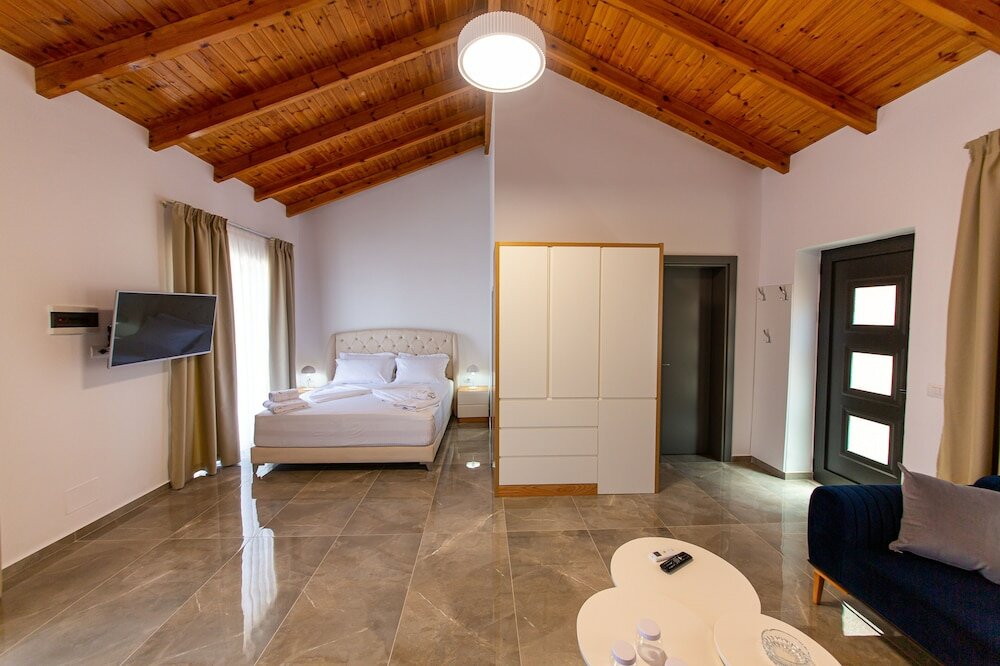 Фото Santa Oliva Suites