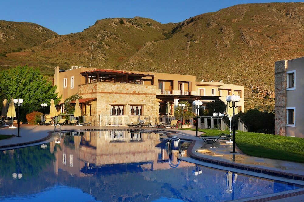 Фото отеля 1