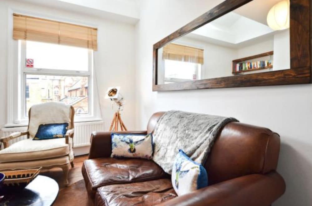 Фото Maida Vale Queens Park Warwick Avenue