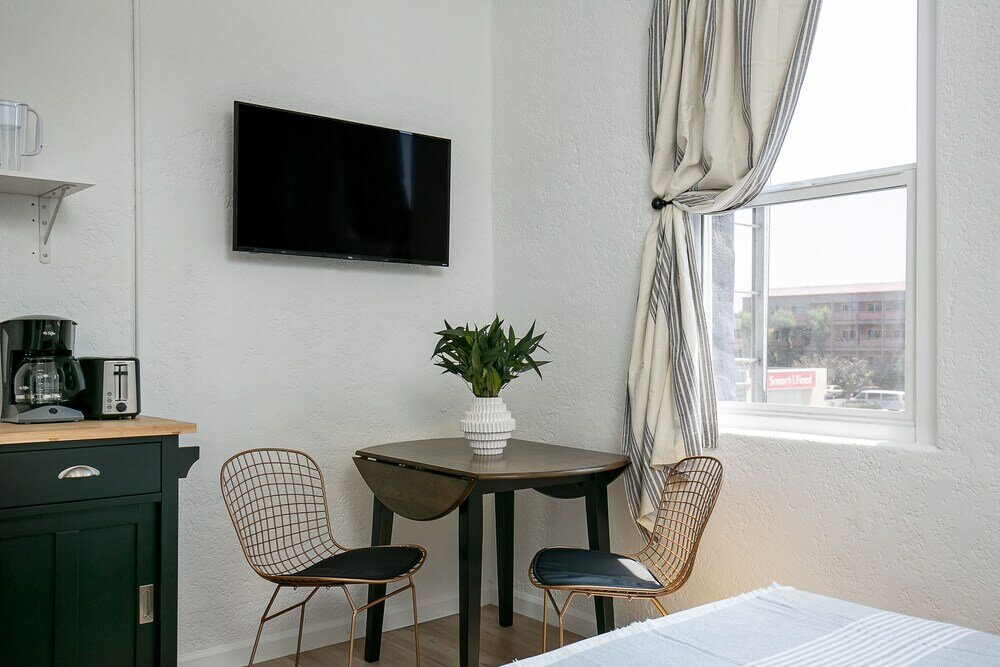 Фото Beautiful Studio Near Hollywood! Sleeps 2!
