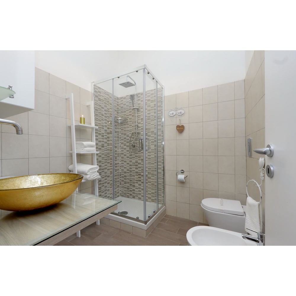 Фото Chilling Hot Tub Suite