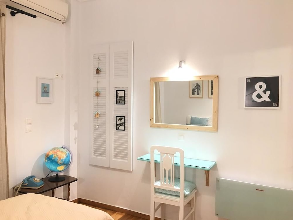 Фото Athina apartments