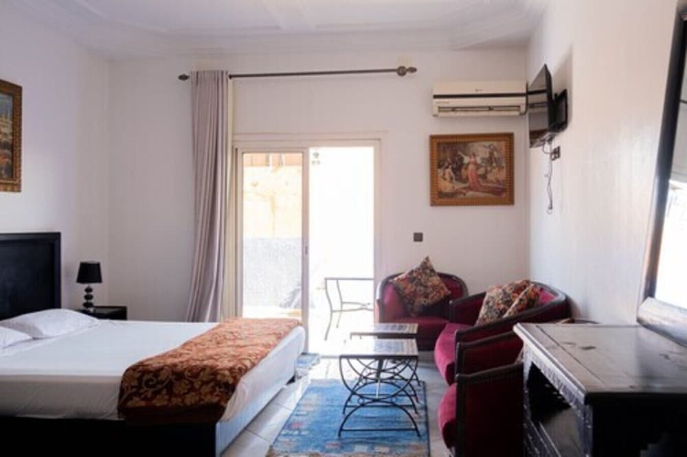 Фото Apart Hotel Larbi